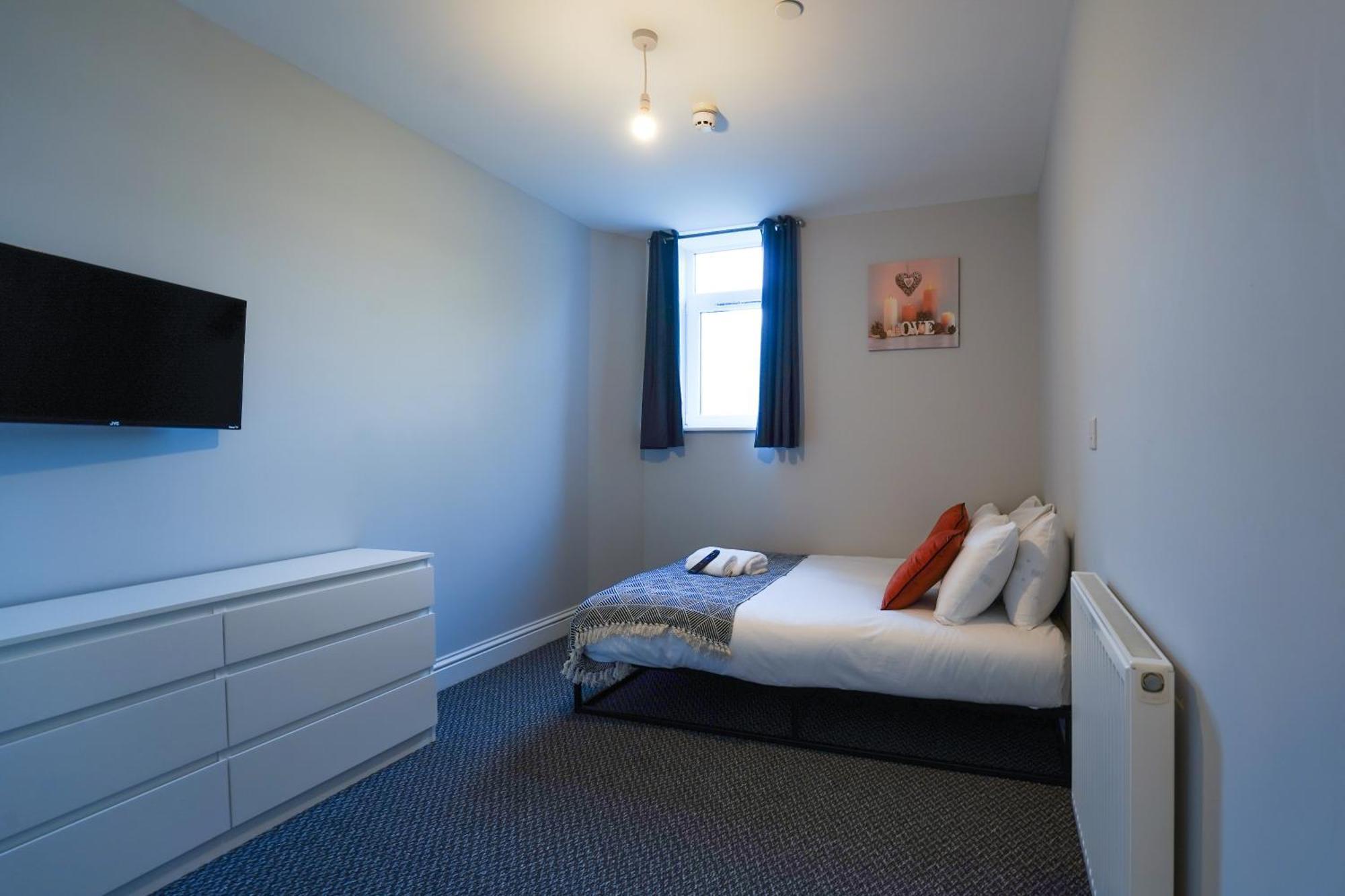 En-Suite Double Rooms, Smart Tv Comfy Style Llanelli Eksteriør billede