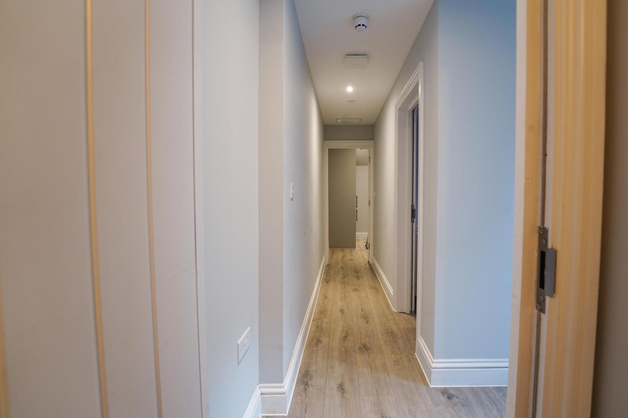 En-Suite Double Rooms, Smart Tv Comfy Style Llanelli Eksteriør billede